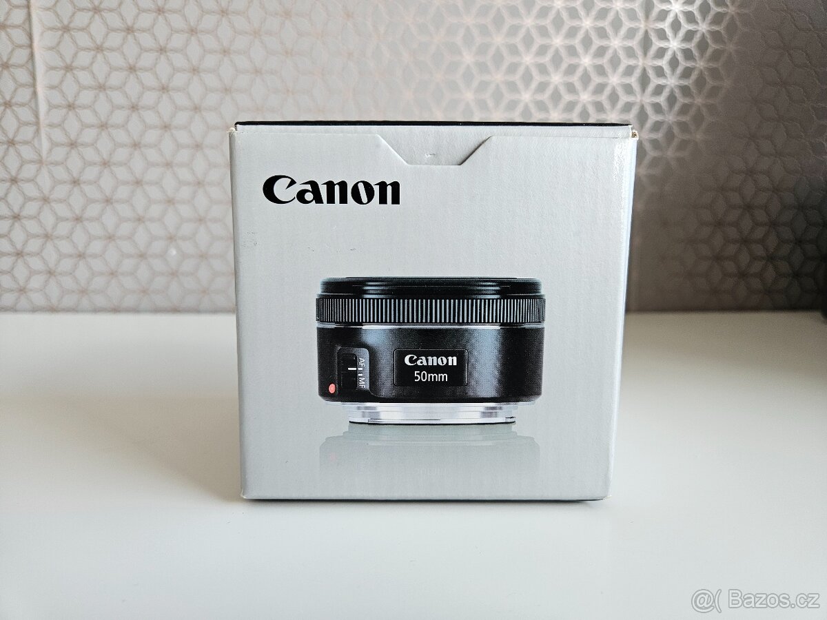 Canon EF 50mm f/1.8 STM