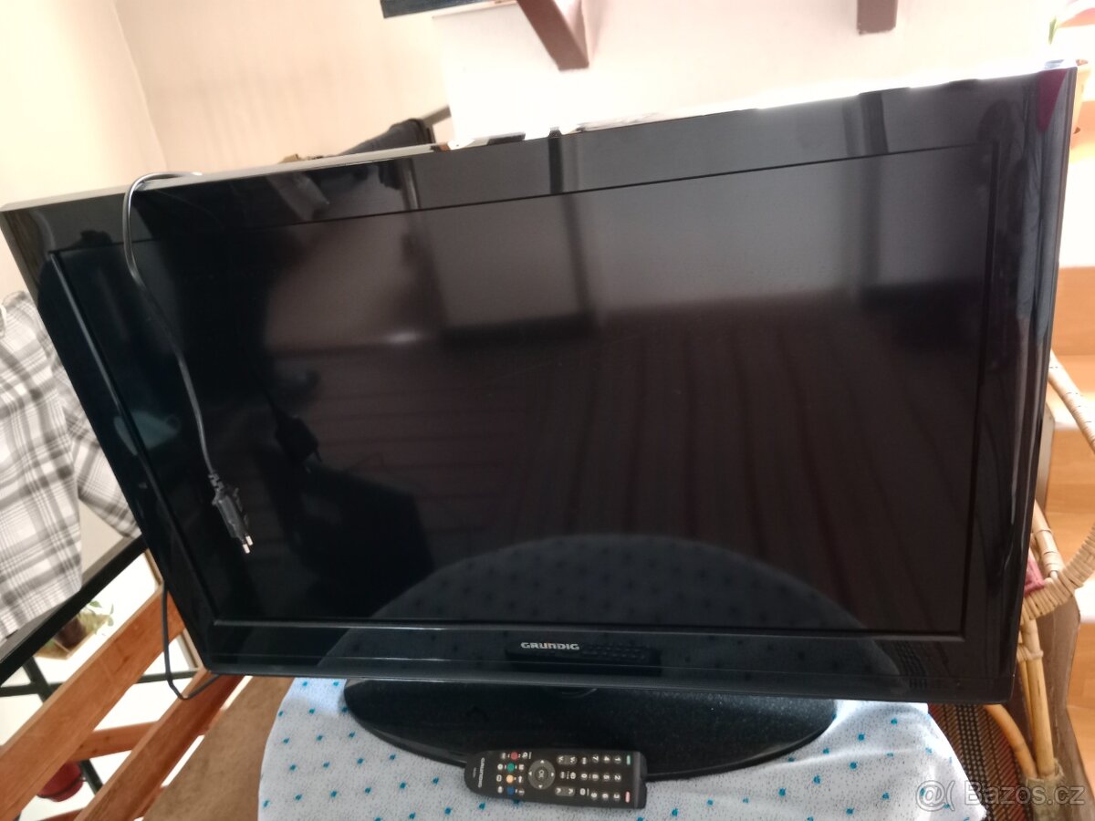 Televize Grundig 80cm 32 GLX 3000 T