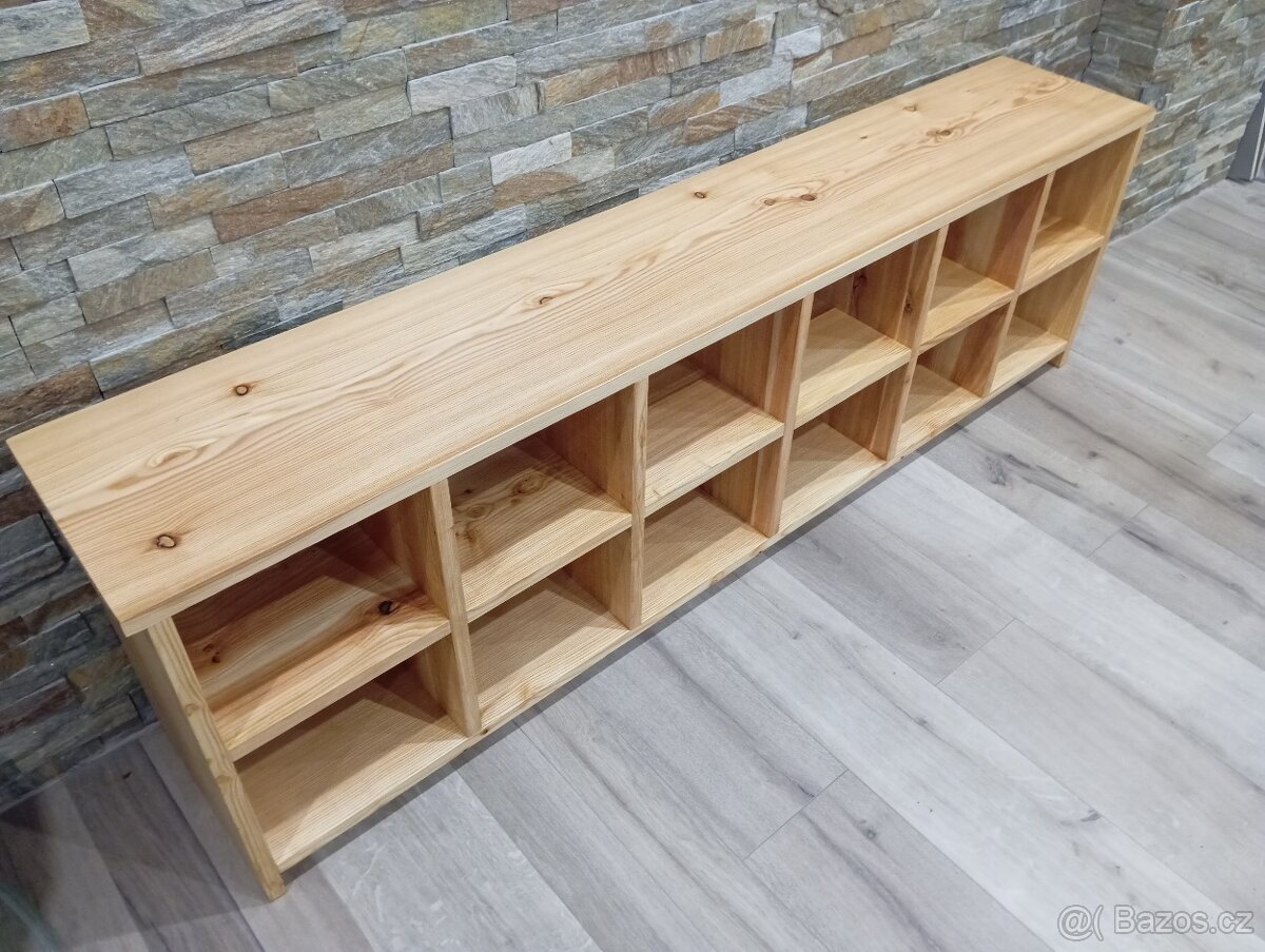 Botník masiv modřín