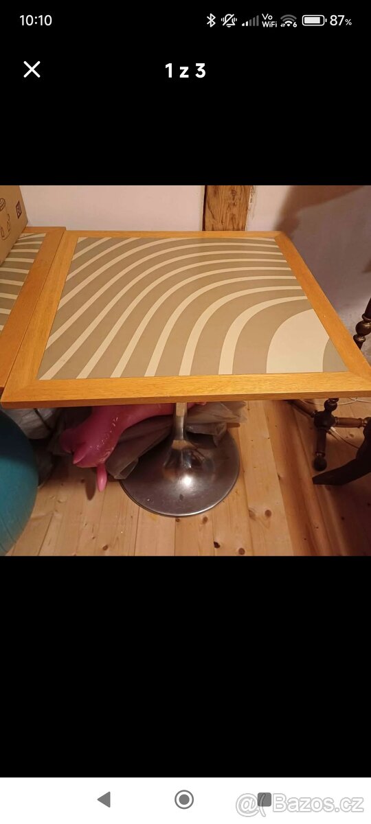 STOLEK 70x70 cm, v 75cm + 2 stejné desky
