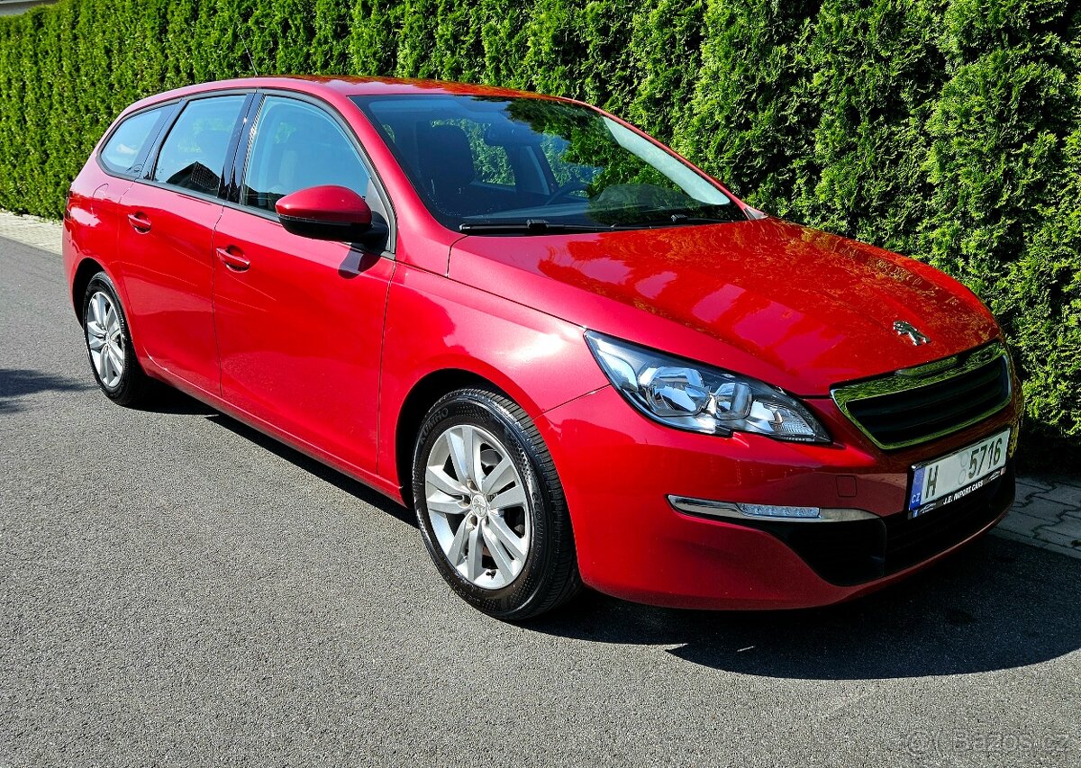 PEUGEOT 308 SW 1.2i PureTech 130PS Nové rozvody Top stav