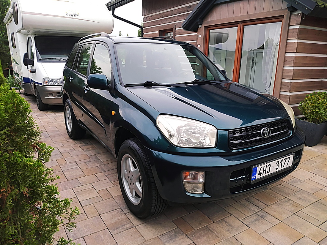 Toyota RAV 4 2.0i 4x4, 5.dv. CZ 04 Perfektní STAV