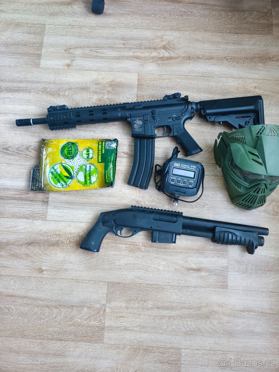 Airsoft zbraň M4 celokov elektrická+manuální brokovnice