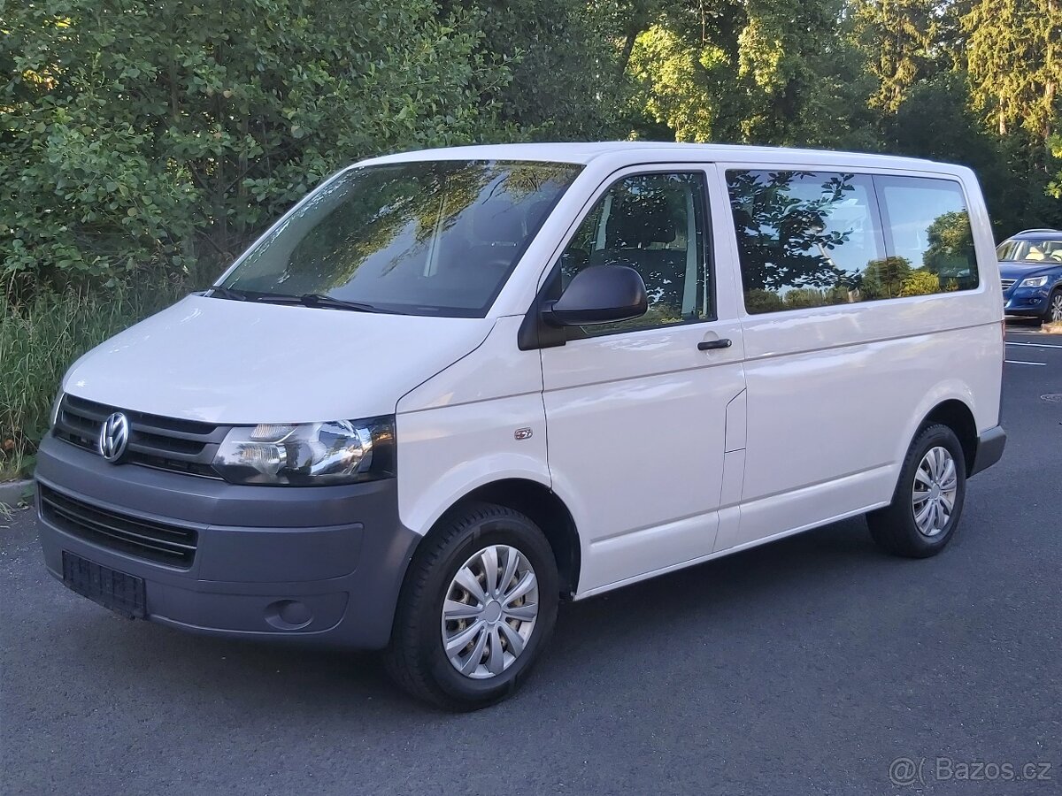 Volkswagen Transporter 2.0 TDi 2011, 1.majitelka