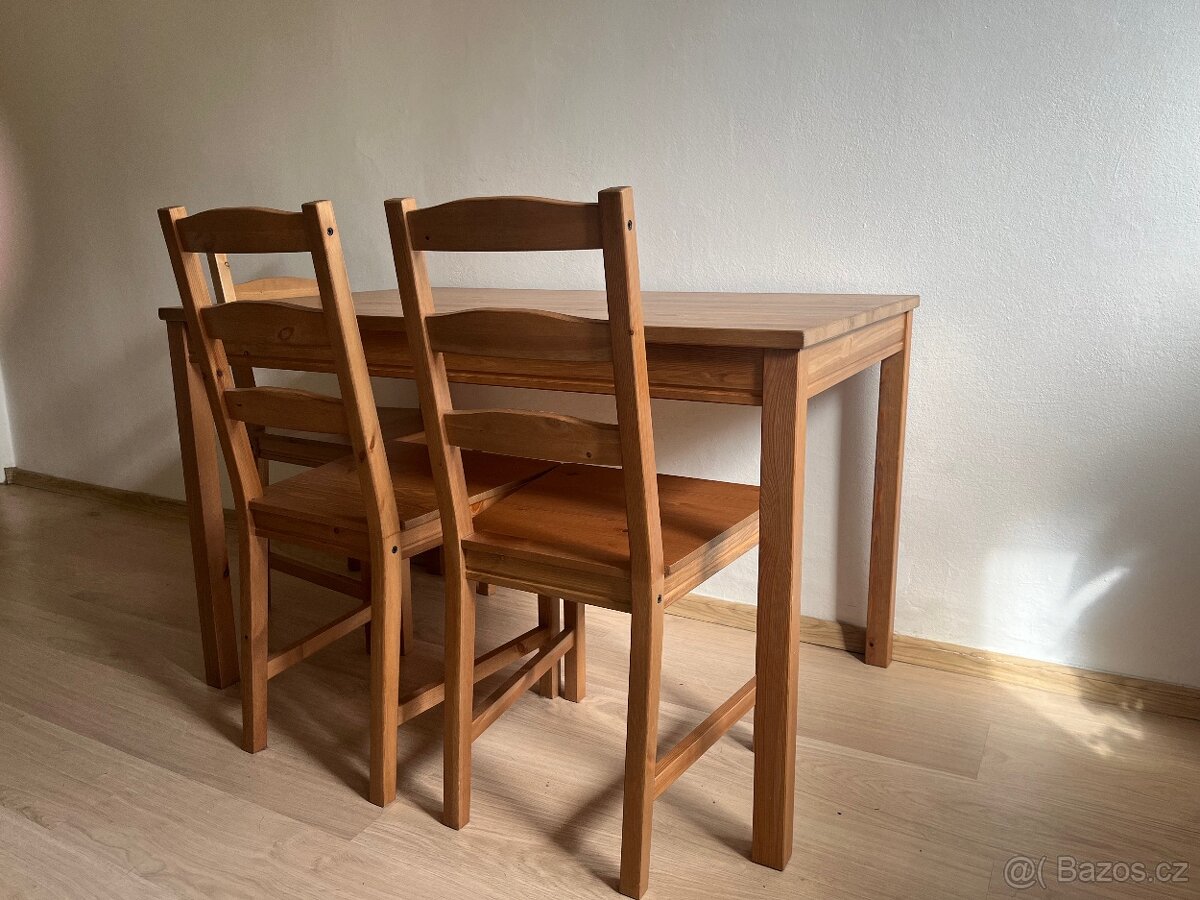 IKEA JOKKMOKK jídelní stůl a 4 židle