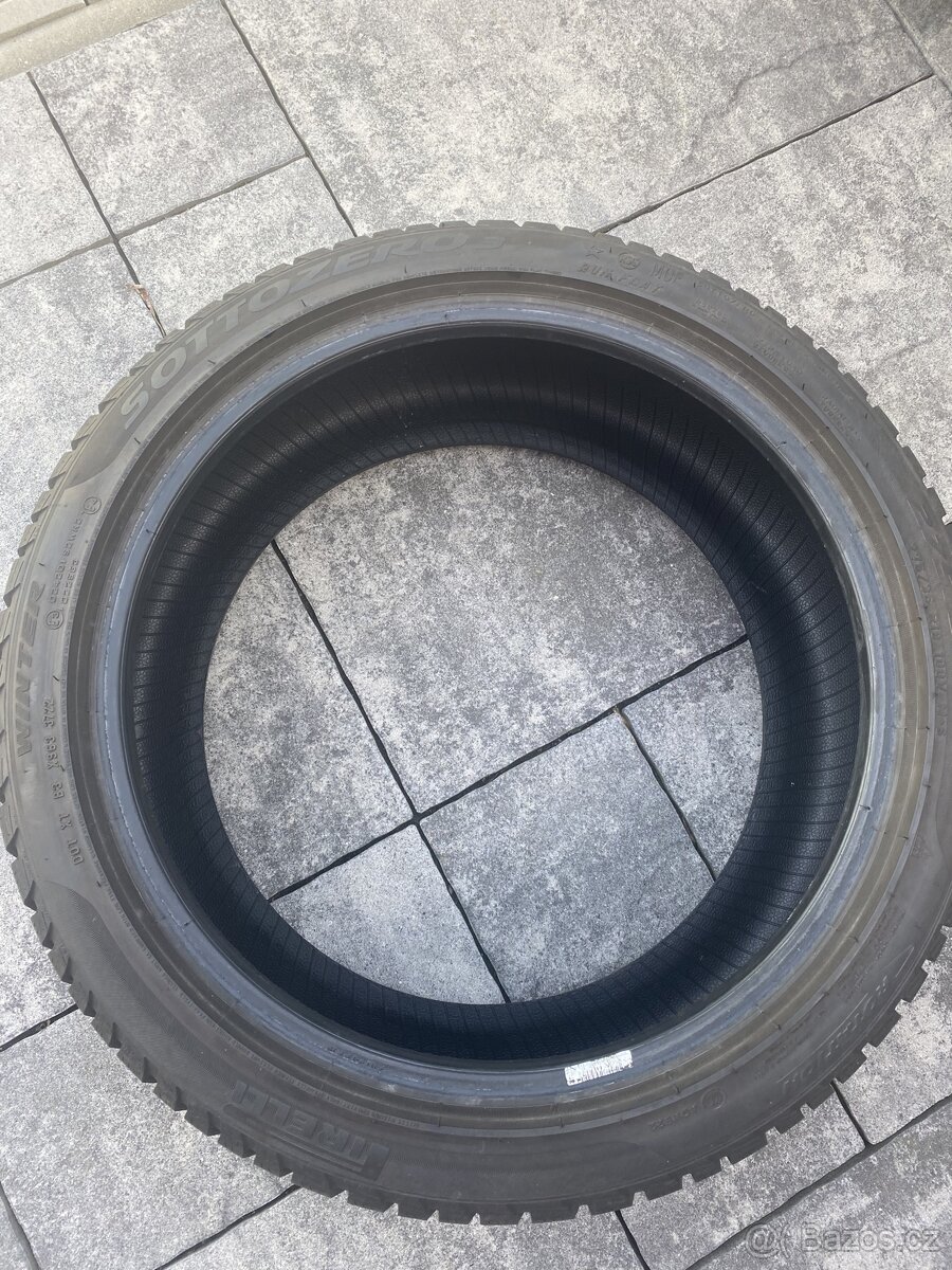 🛞 Pirelli Sottozero 3 Winter RunFlat – 275/35 R19