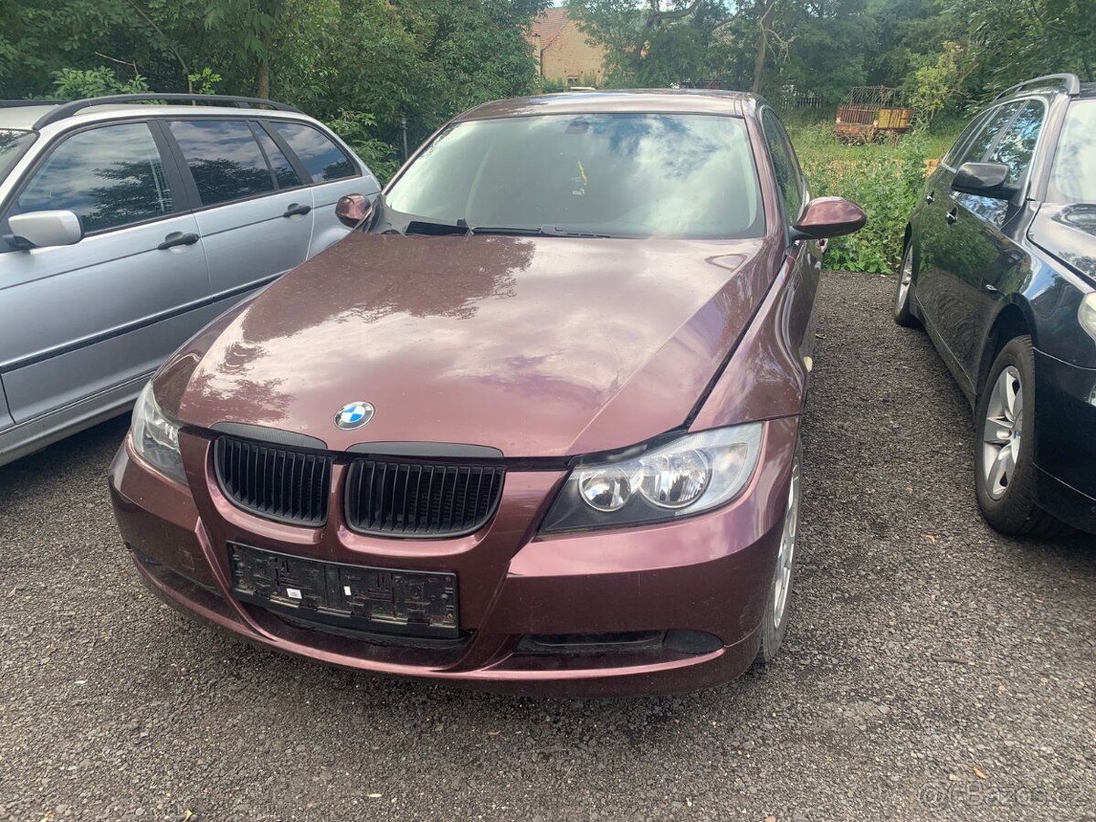 Bmw e90 318i rv 2006 nahradni díly