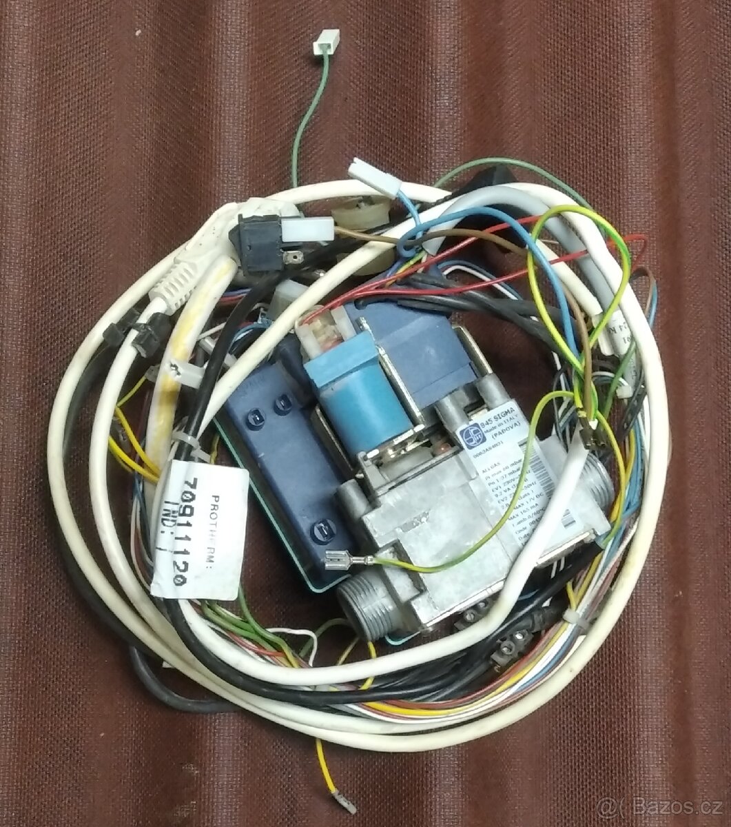 Prodám kabely/dráty/ hořák ke kotli Protherm panther 15 koo