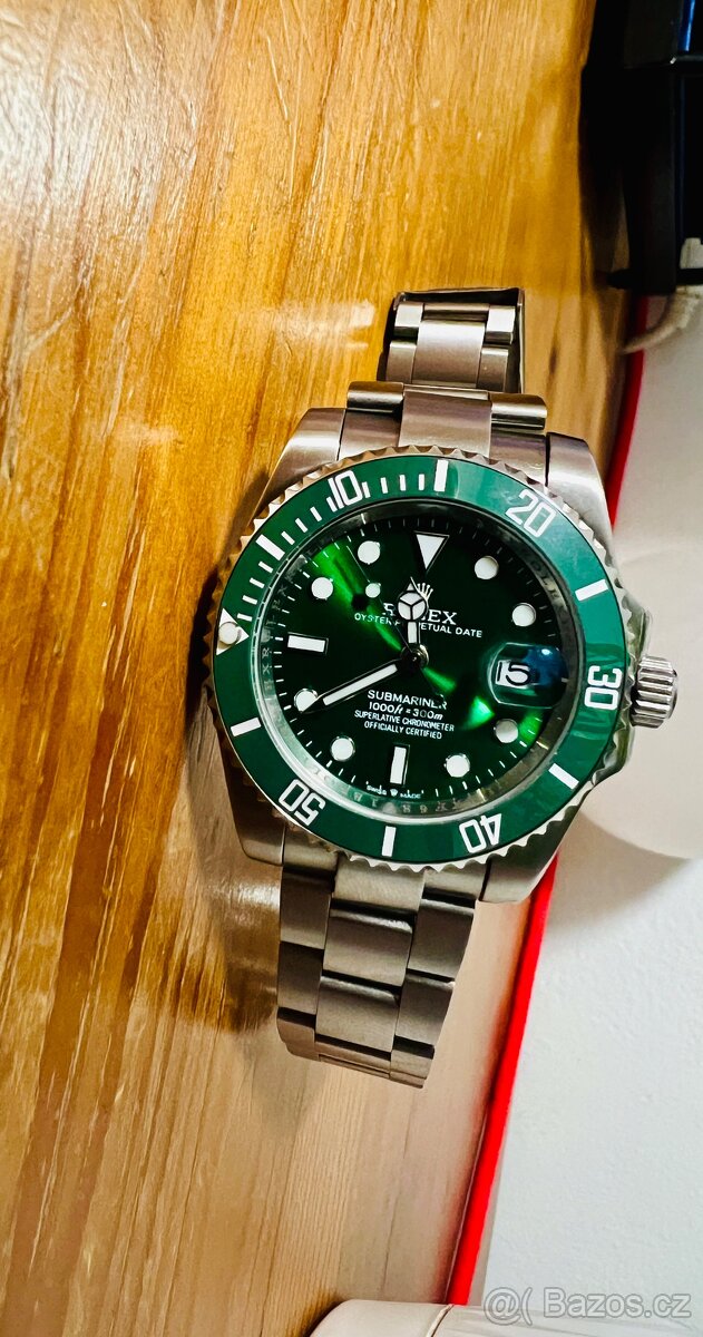 Prodám perfektní 1:1 repliku zelených potápěčských hodinek