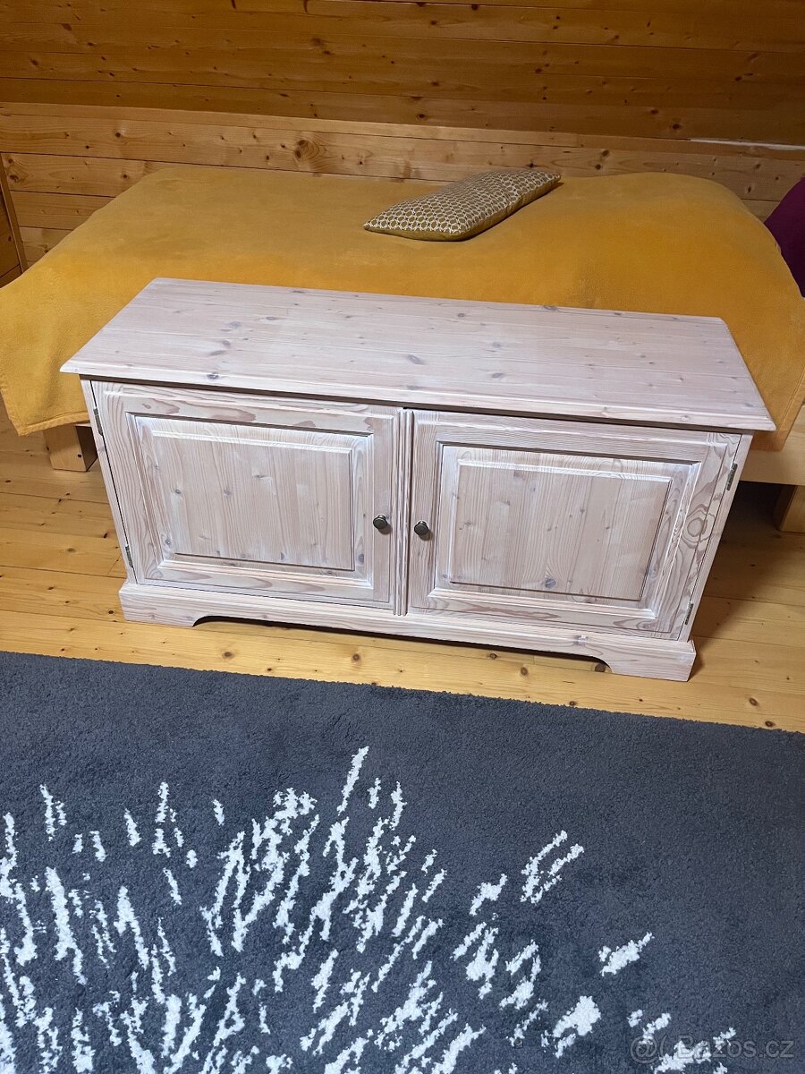 Komoda - masiv