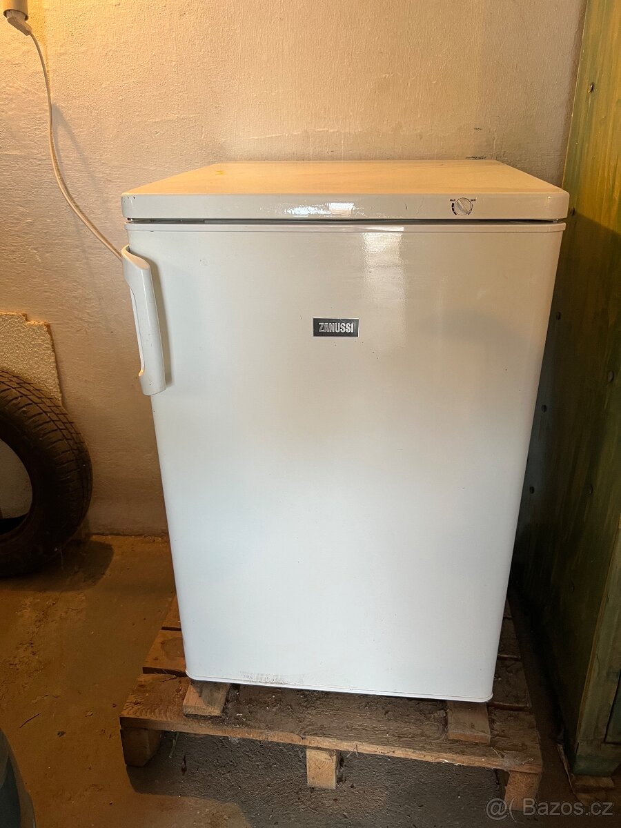 Mrazák plně funkční