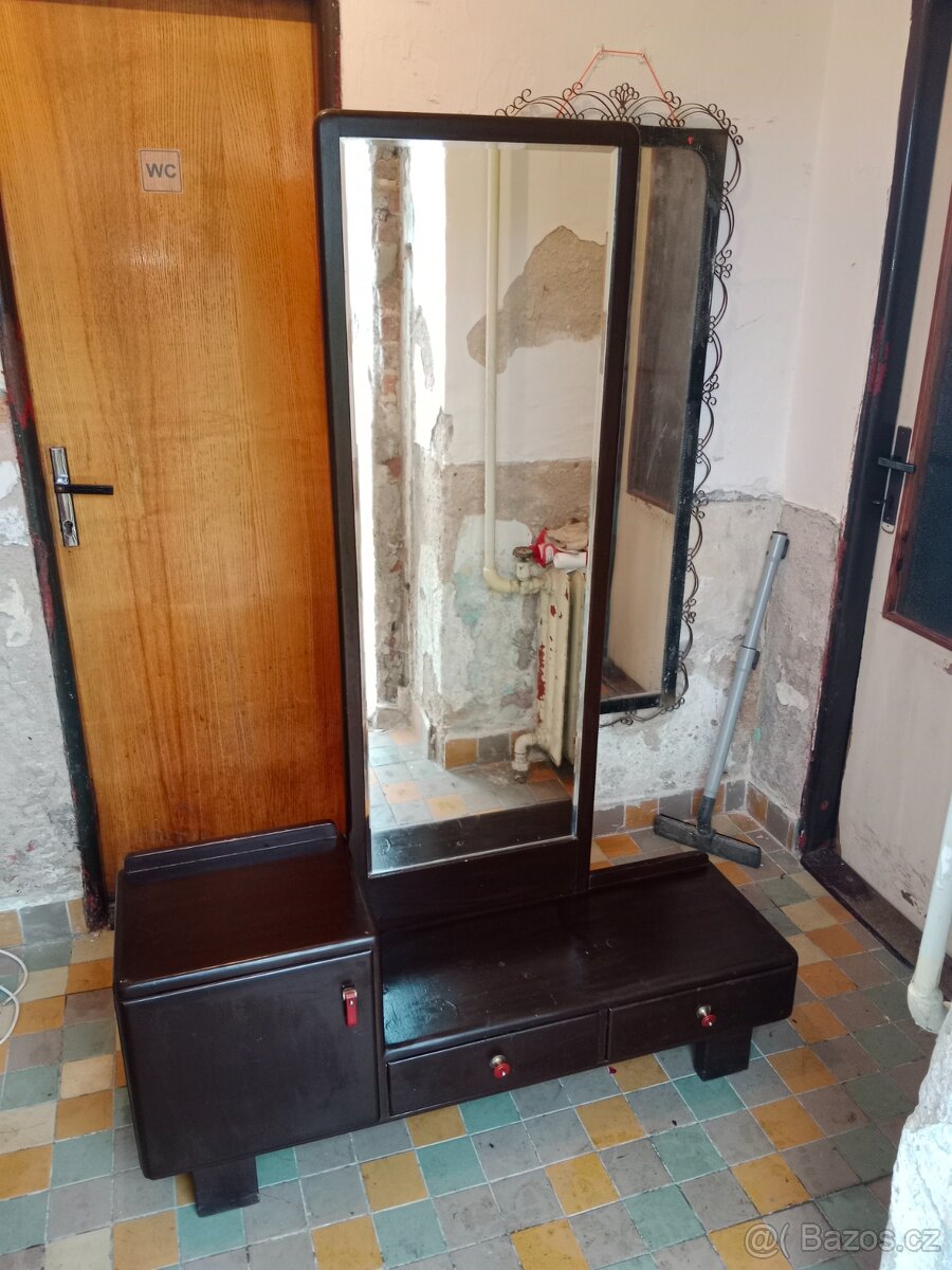 Toaletka daruji za Malibu