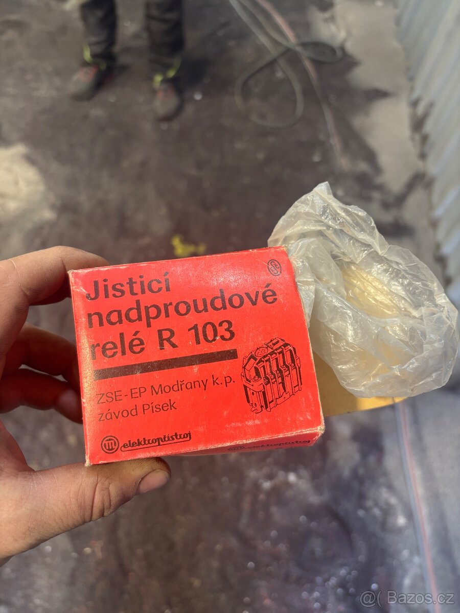 Relé do kompresoru orlík