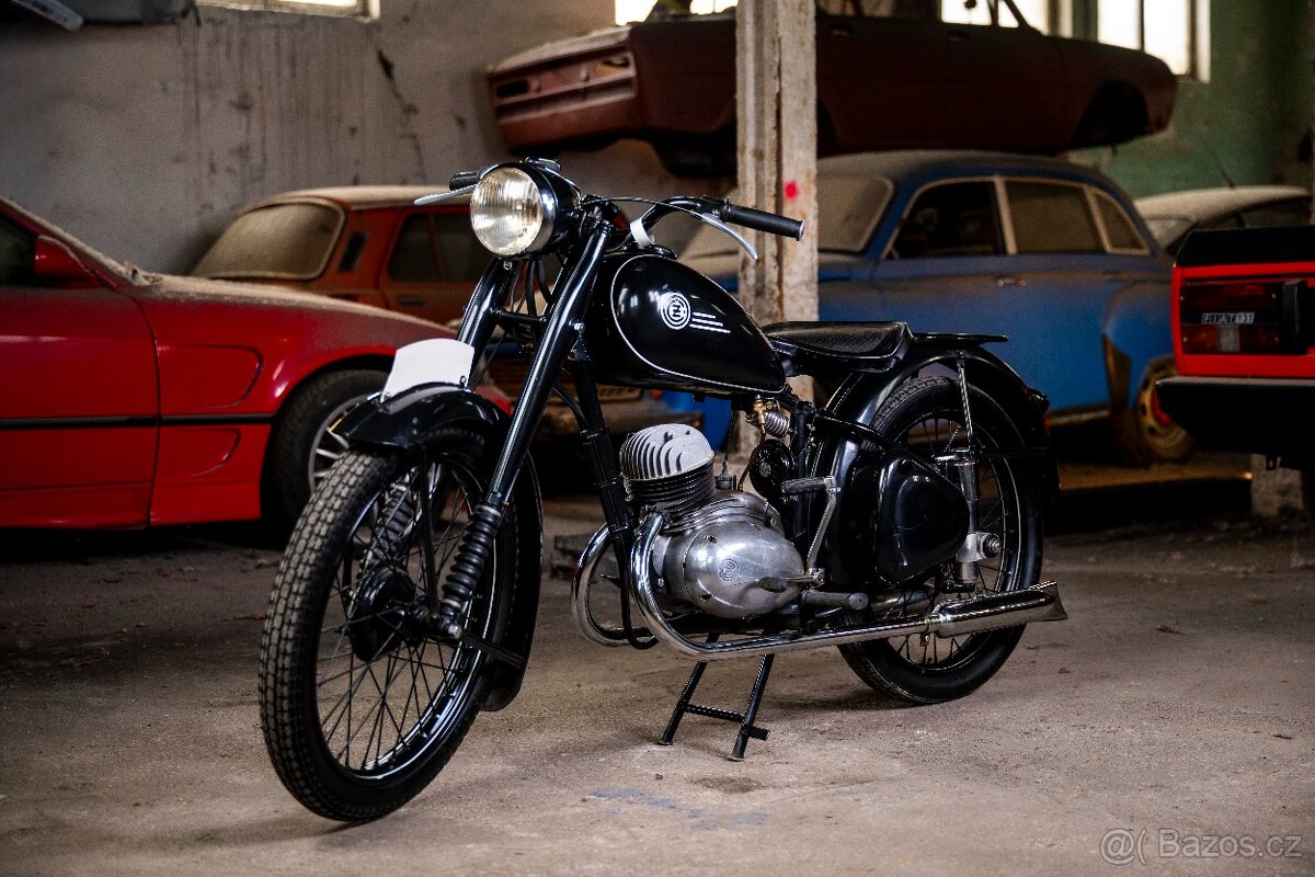 ČZ 150 C "KOMINÍČEK"