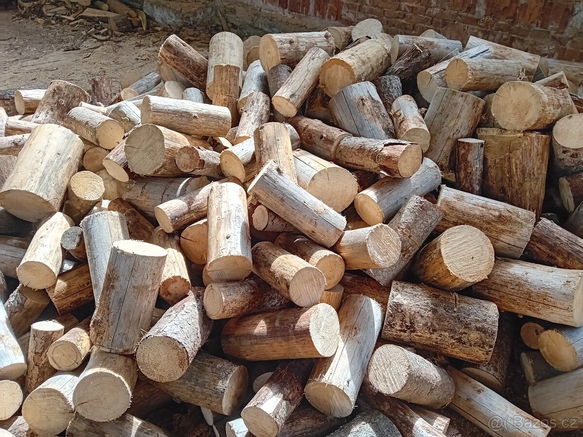 Palivové dřevo kuláče doprava zdarma