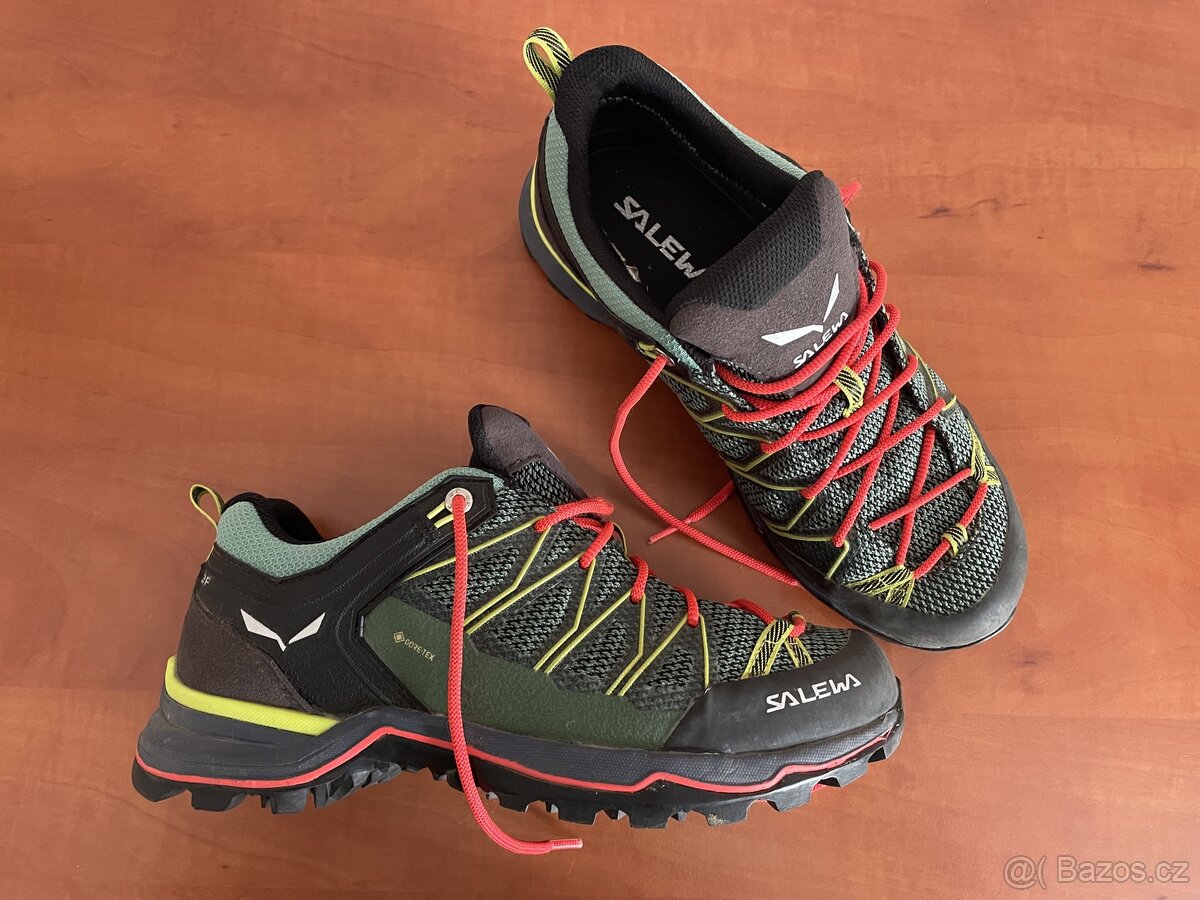 NOVÉ Trekové boty SALEWA MTN Trainer GTX Lady vel 39