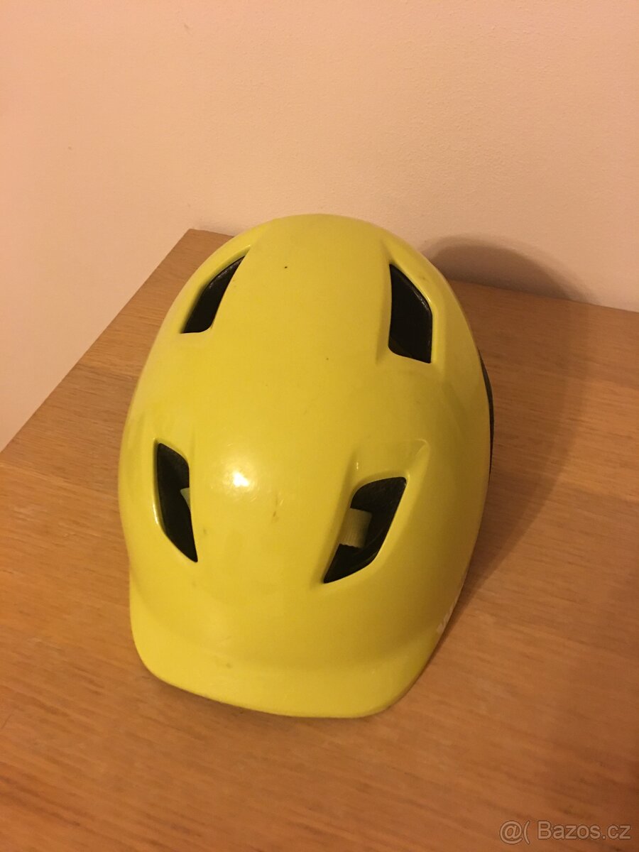 Dětská helma na kolo, brusle