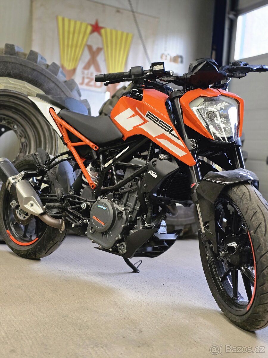 Ktm duke 250 2017 400km bez TP