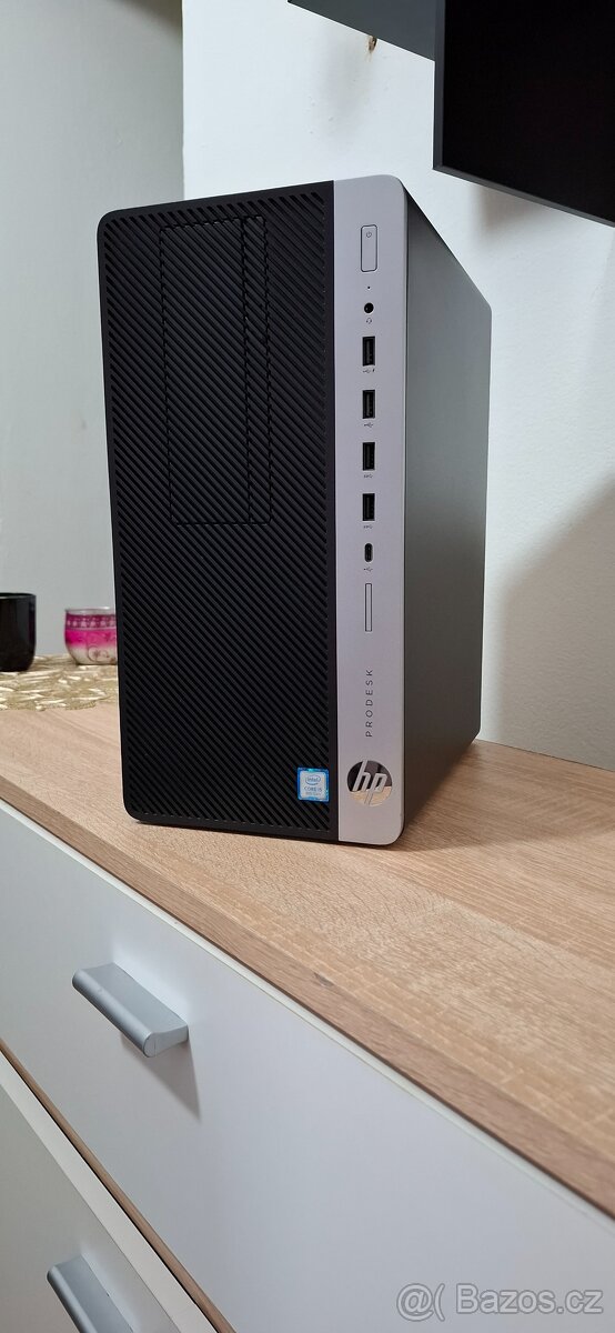 HP - i5-8500 - 8GB RAM - RX580 4GB - 256GB SSD
