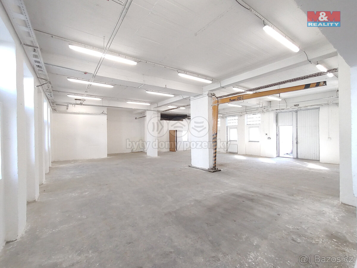 Pronájem výrobního objektu, 285 m²