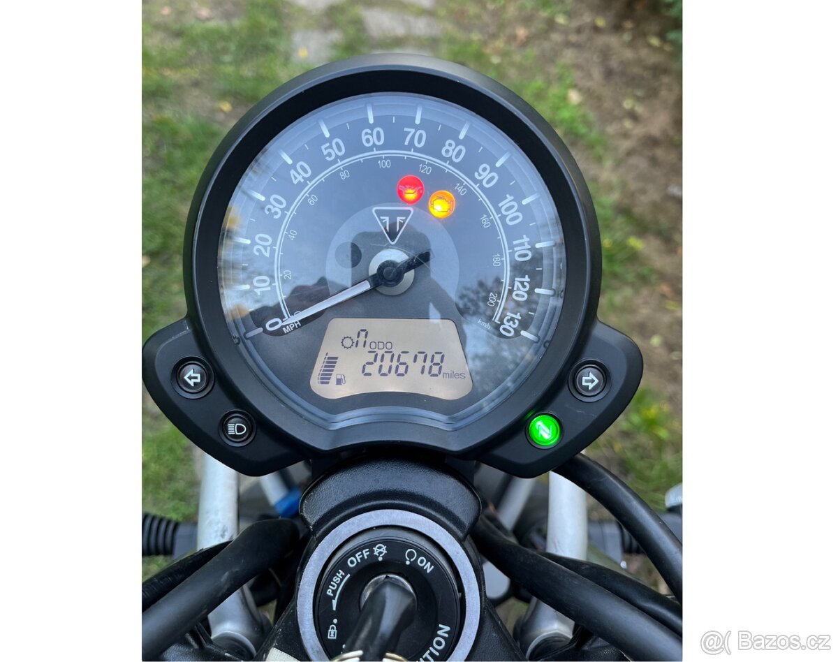 Koupim tachometr na Triumph street scrambler