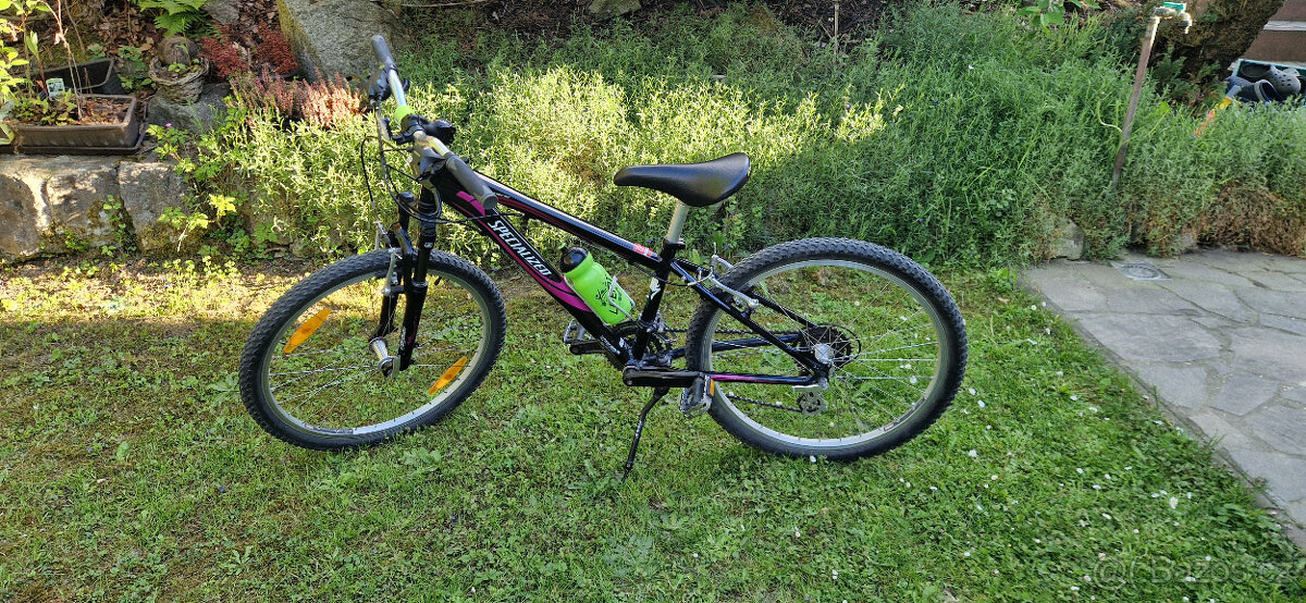 Dětské kolo Specialized Hotrock velikosti 24