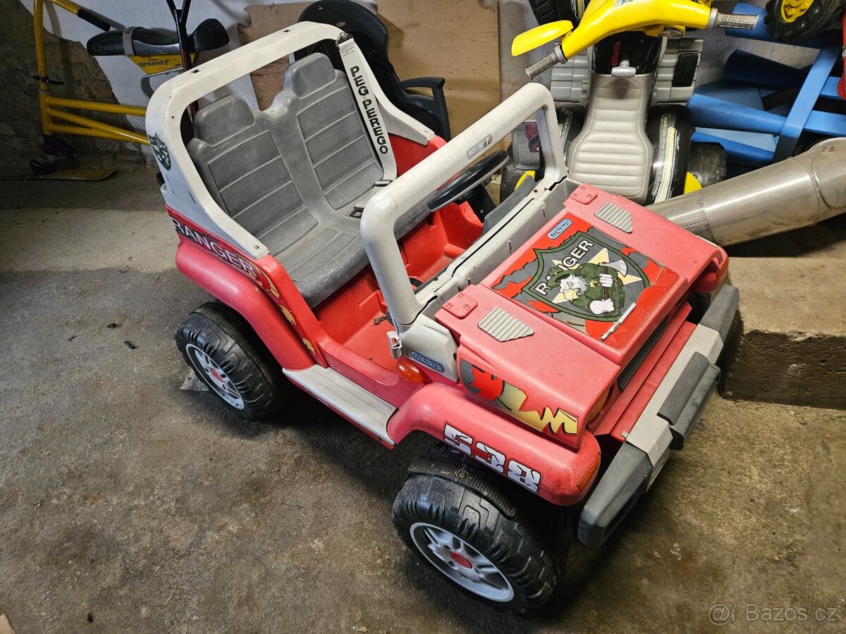Elektrické Autičko a tříkolka Peg Pérego