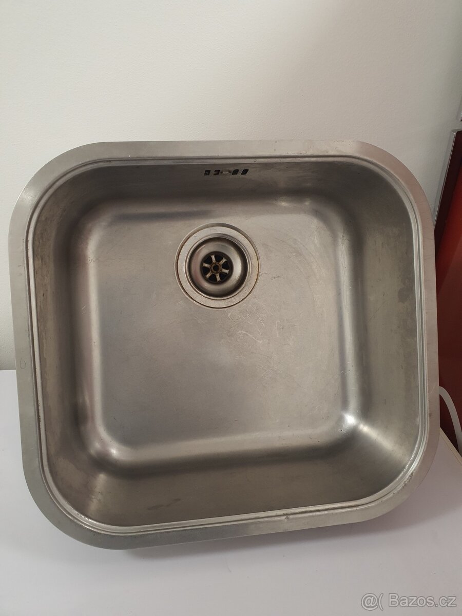 extra kvalitní FRANKE dřez 445 x 415