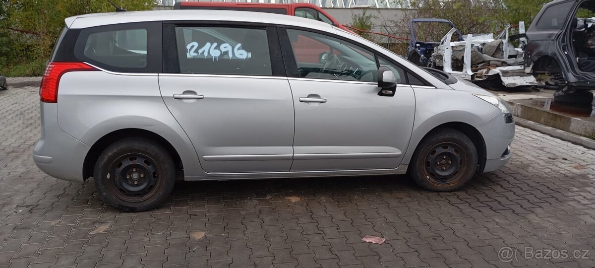 Peugeot 5008 č. 21696