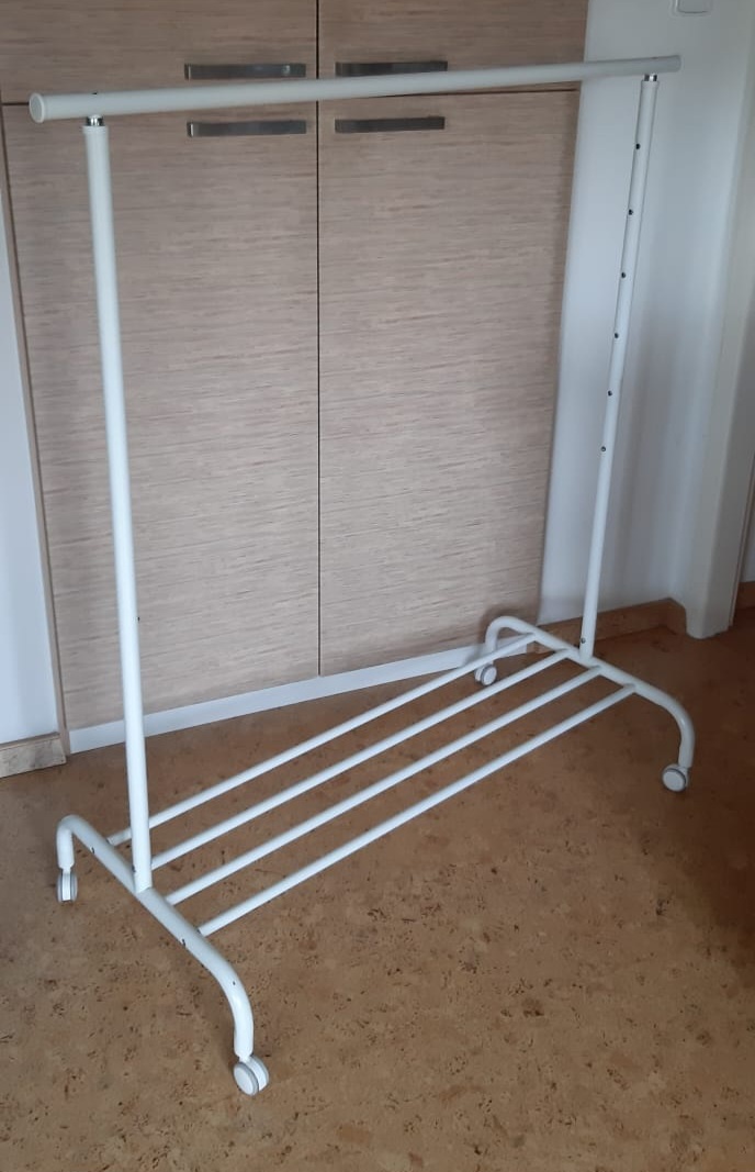 Věšák