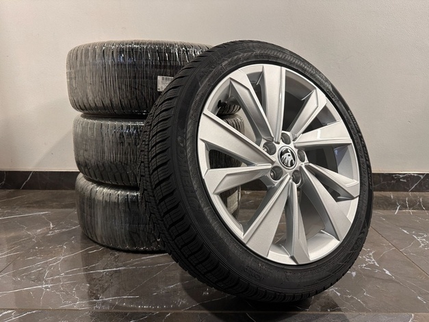original Škoda Fabia 4 IV R17 6VA601025 5X100