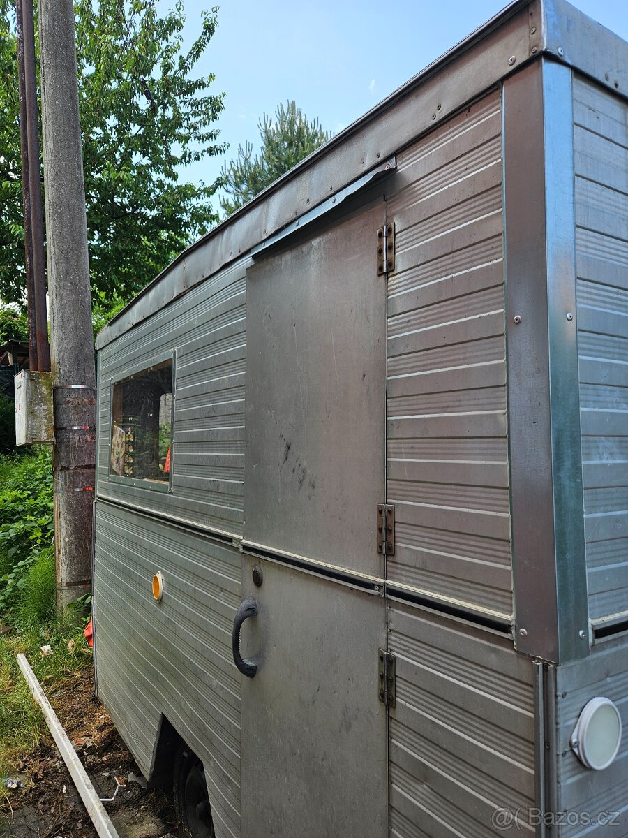 Prodám karavan