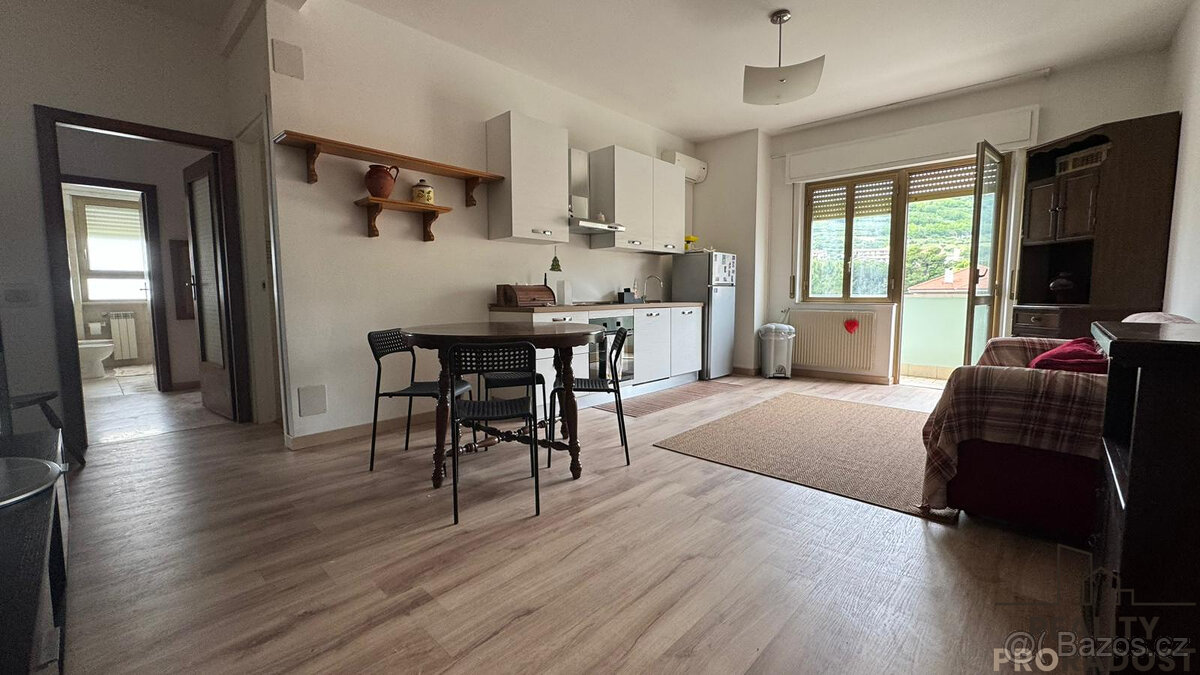Prodej bytu 3+kk 86 m², via Taranto, Silvi, Itálie