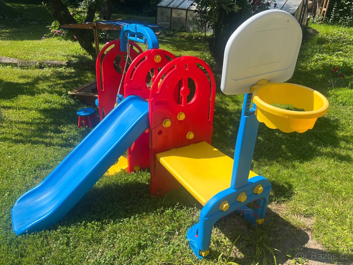 Dětské hřiště Dolu 7v1, v záruce.