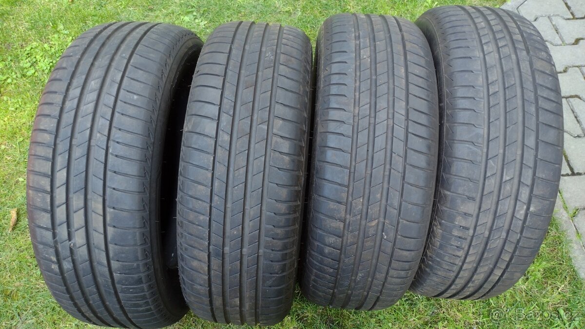 Letní pneu 205/60 R16 Bridgestone zánovní 7mm