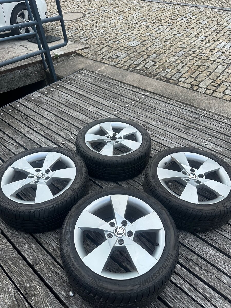 Alu kola Škoda octavia 3 r17 5x112