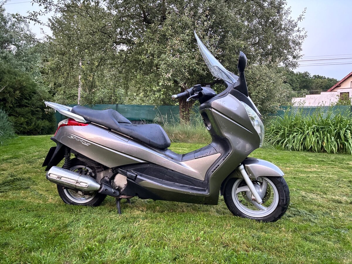 Honda S wing 125