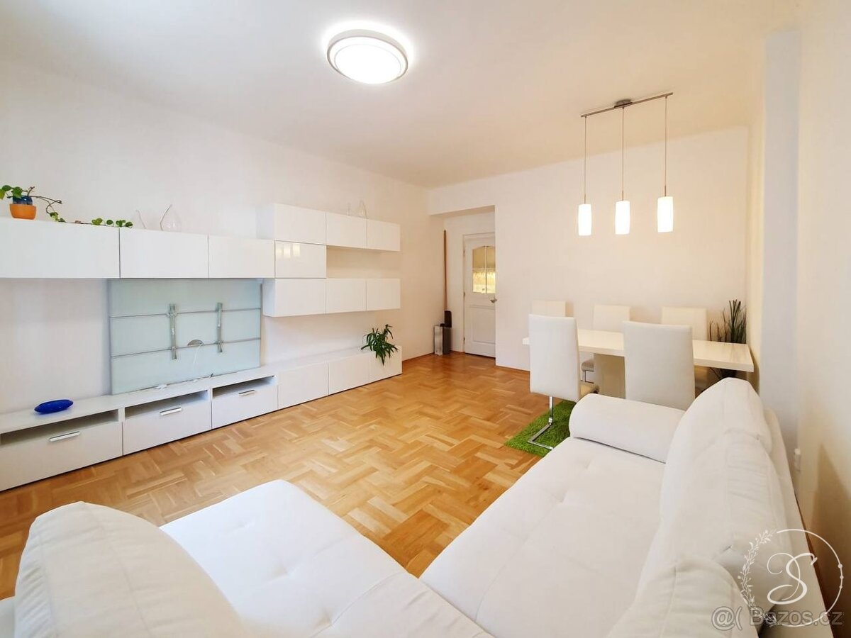 Pronájem bytu 3+1 • 82 m²