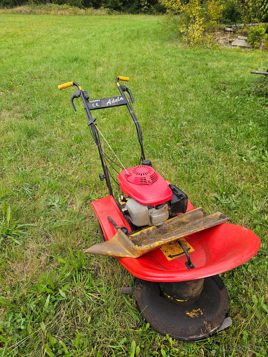 Bubnova sekacka Vari Adela