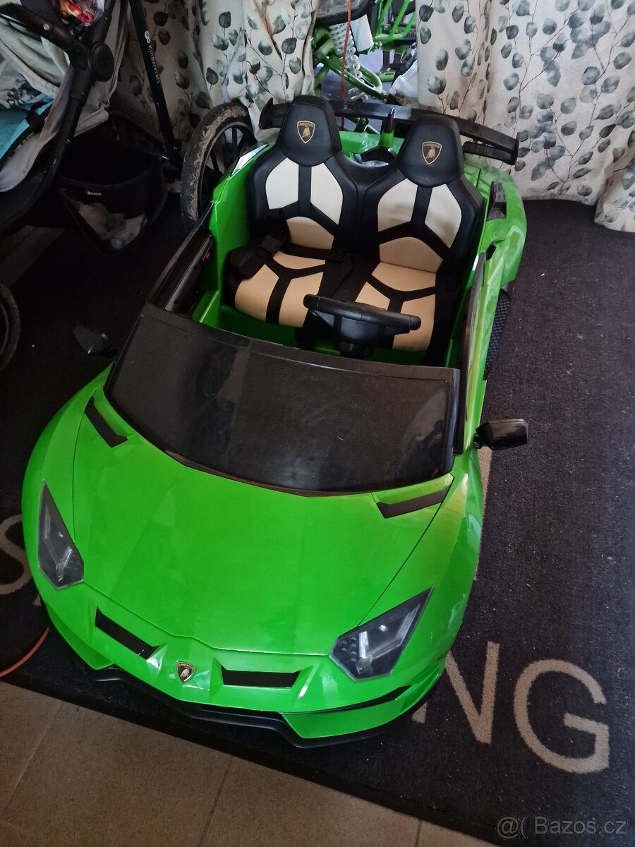 Lamborghini Aventador 24v