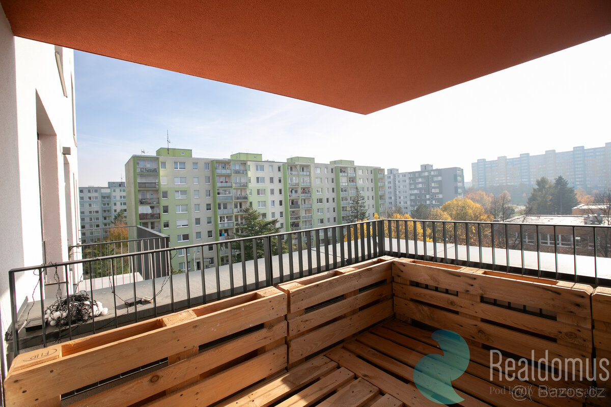 Pronájem, byt 2+kk, 57 m2, Bachova, Praha Chodov