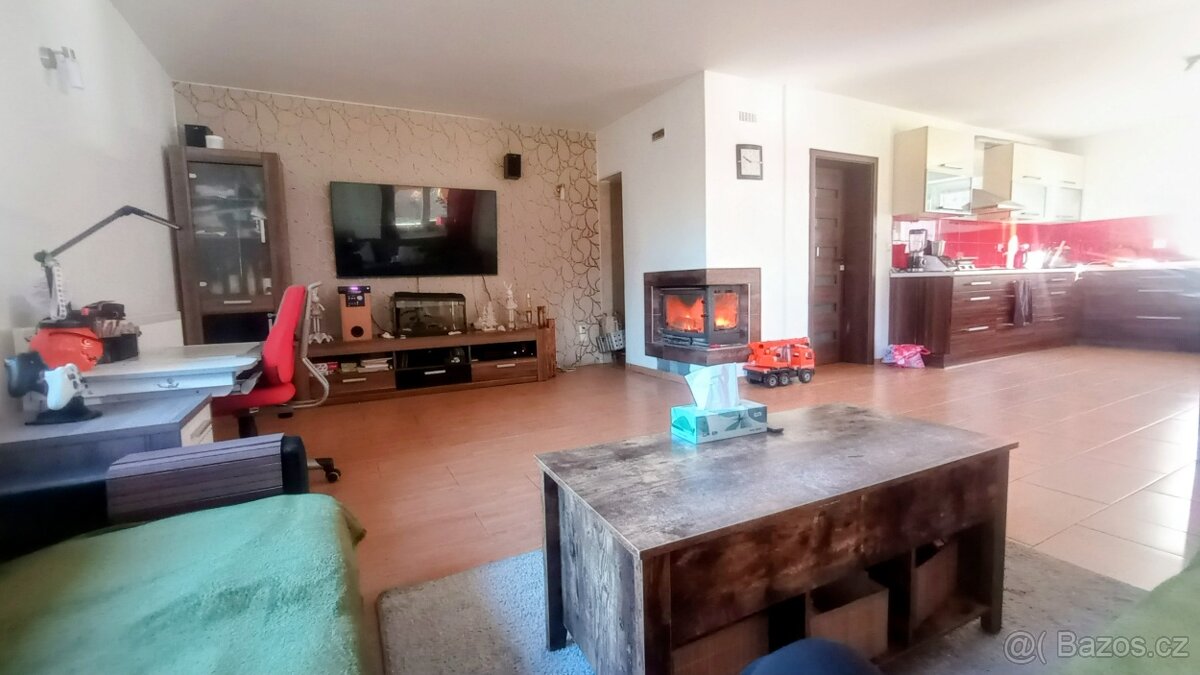 Pronajmu přízemí RD, být 3kk se zahradou a terasou