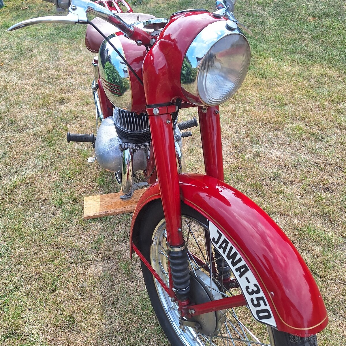 Jawa 350 pérák