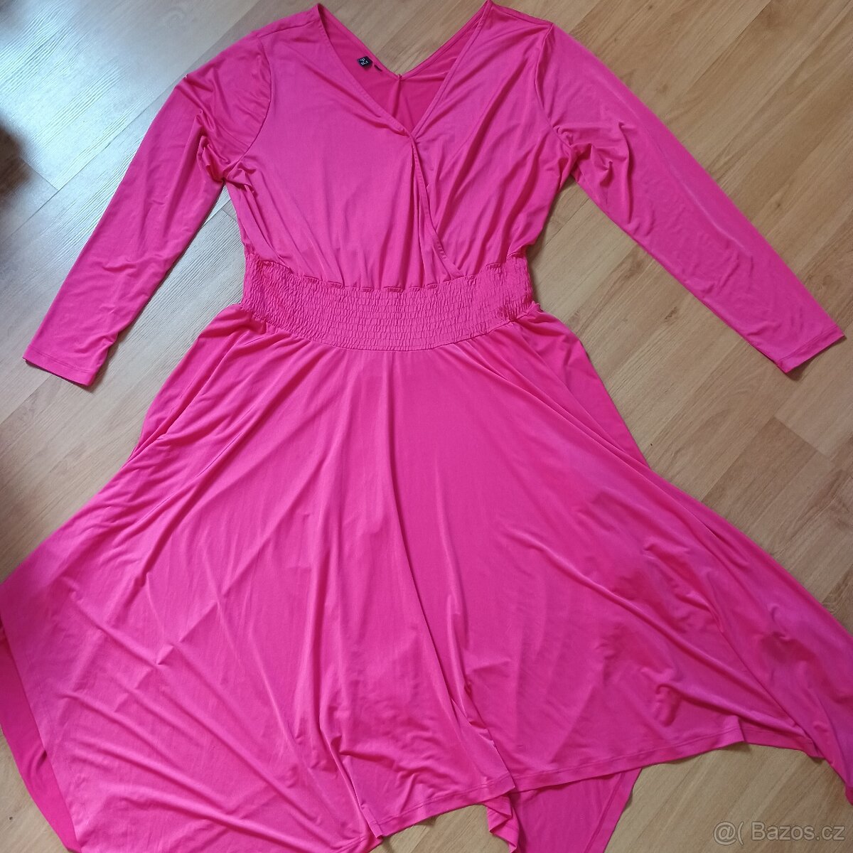 PĚKNÉ VELKÉ RŮŽOVÉ ŠATY zn. BONPRIX vel. 48/50