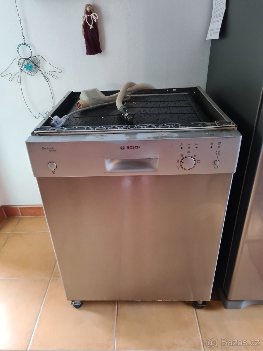 Myčka BOSCH Electronic