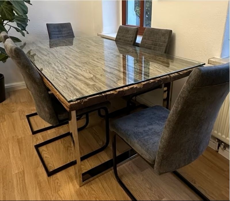 Jídelní stůl a 6 židlí - teakové dřevo, top stav