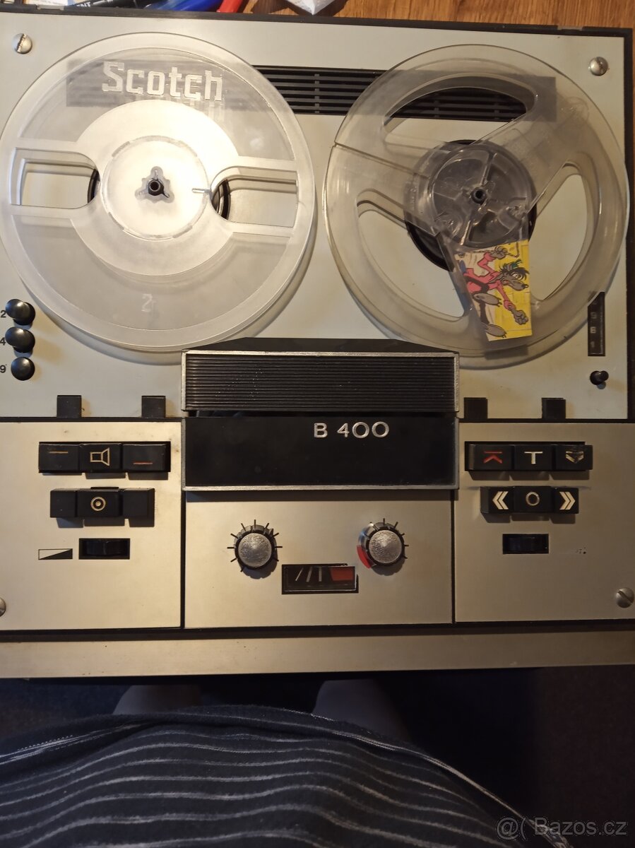 Magnetofon B 400 kotoučový zn.Tesla