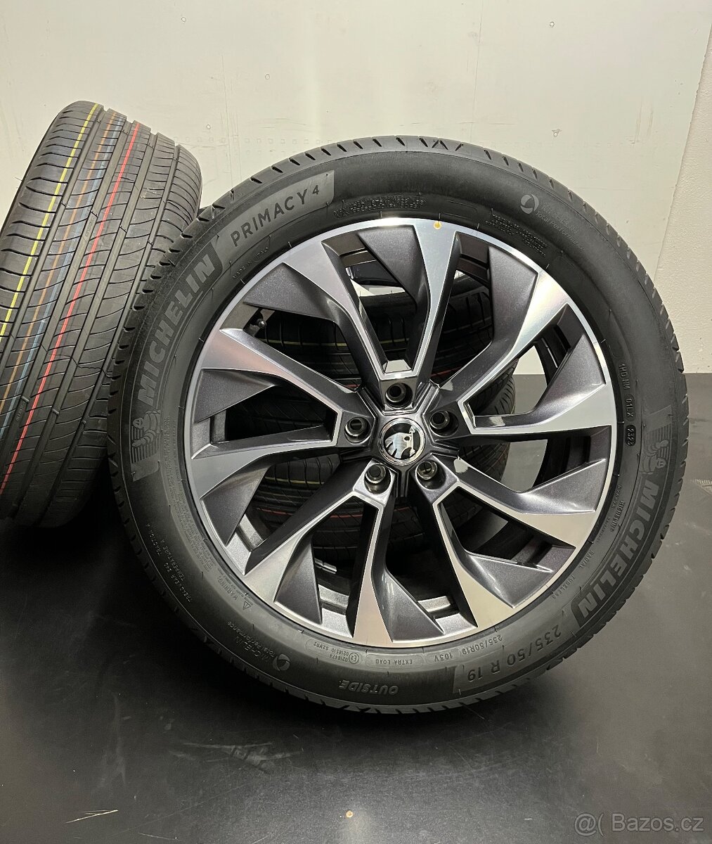 Kodiaq R19 Aronia Nová letní sada