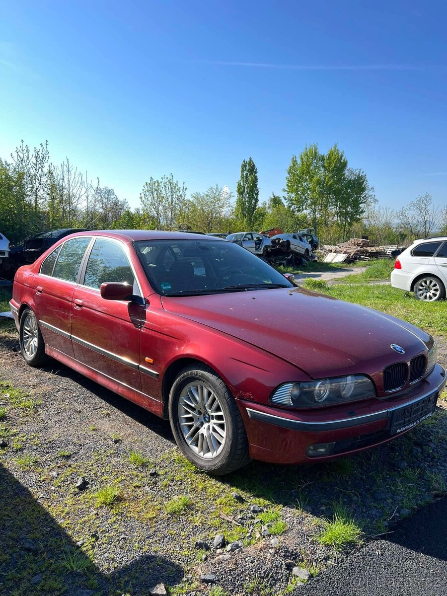 Náhradní díly-BMW E39 523i-Sienarot 2