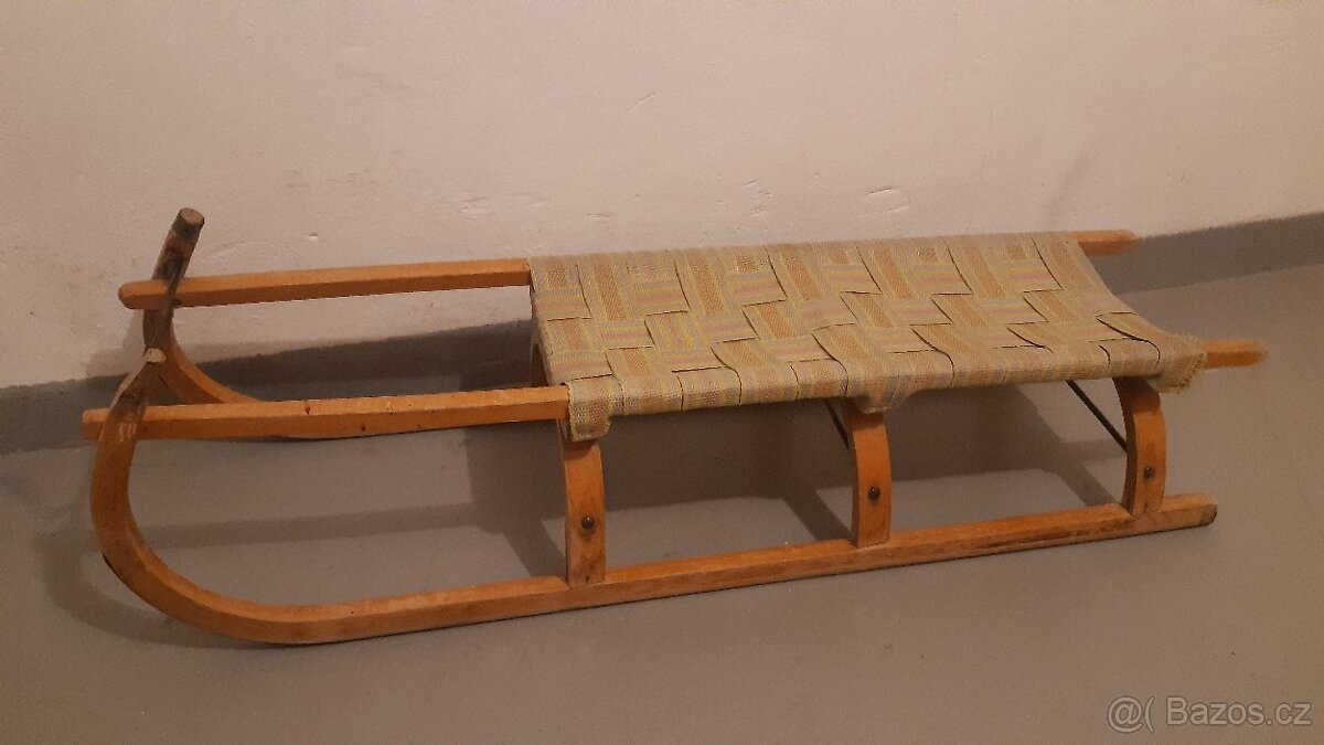 Dřevěné sáně